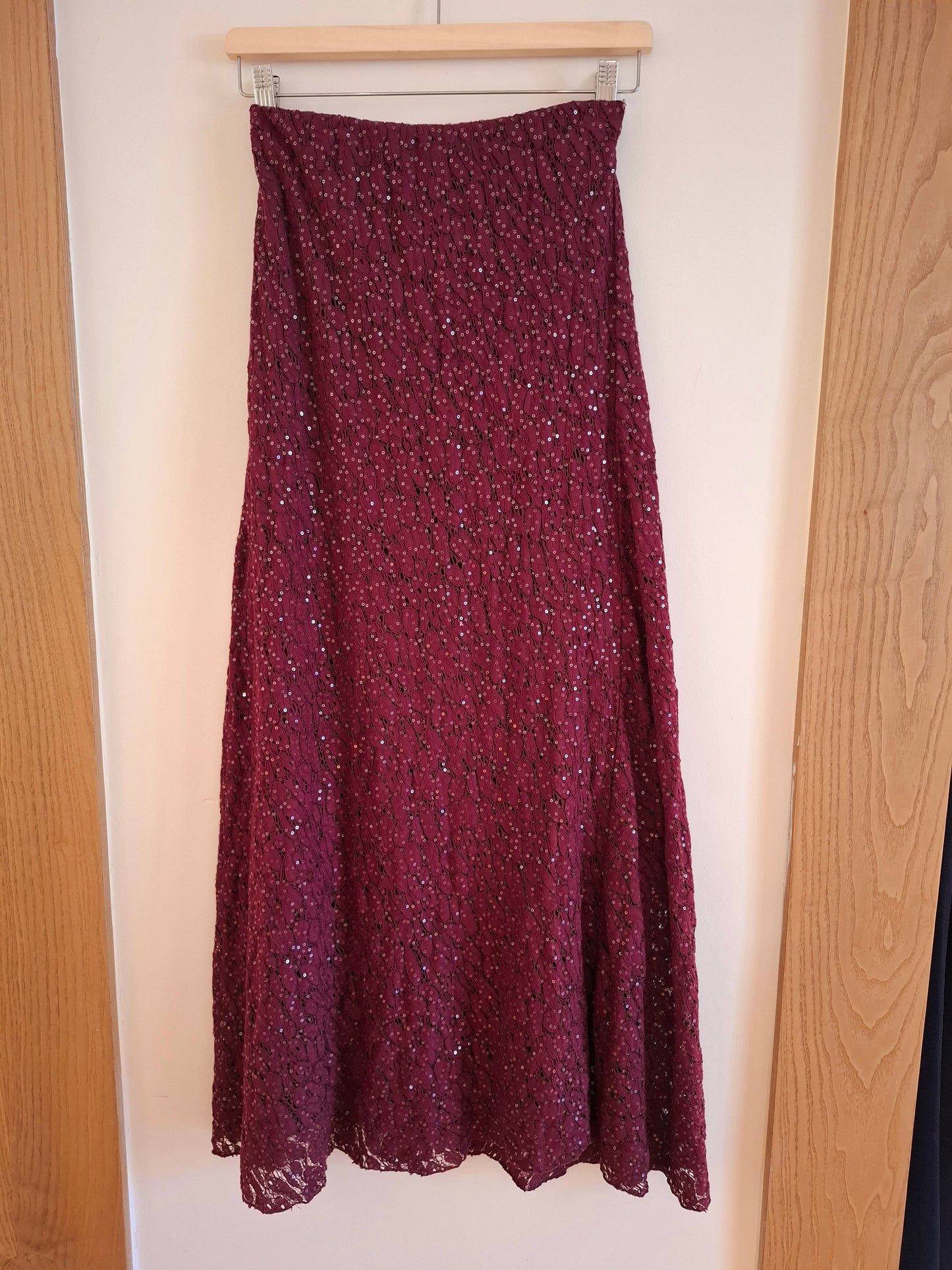 Falda Sienna color vino