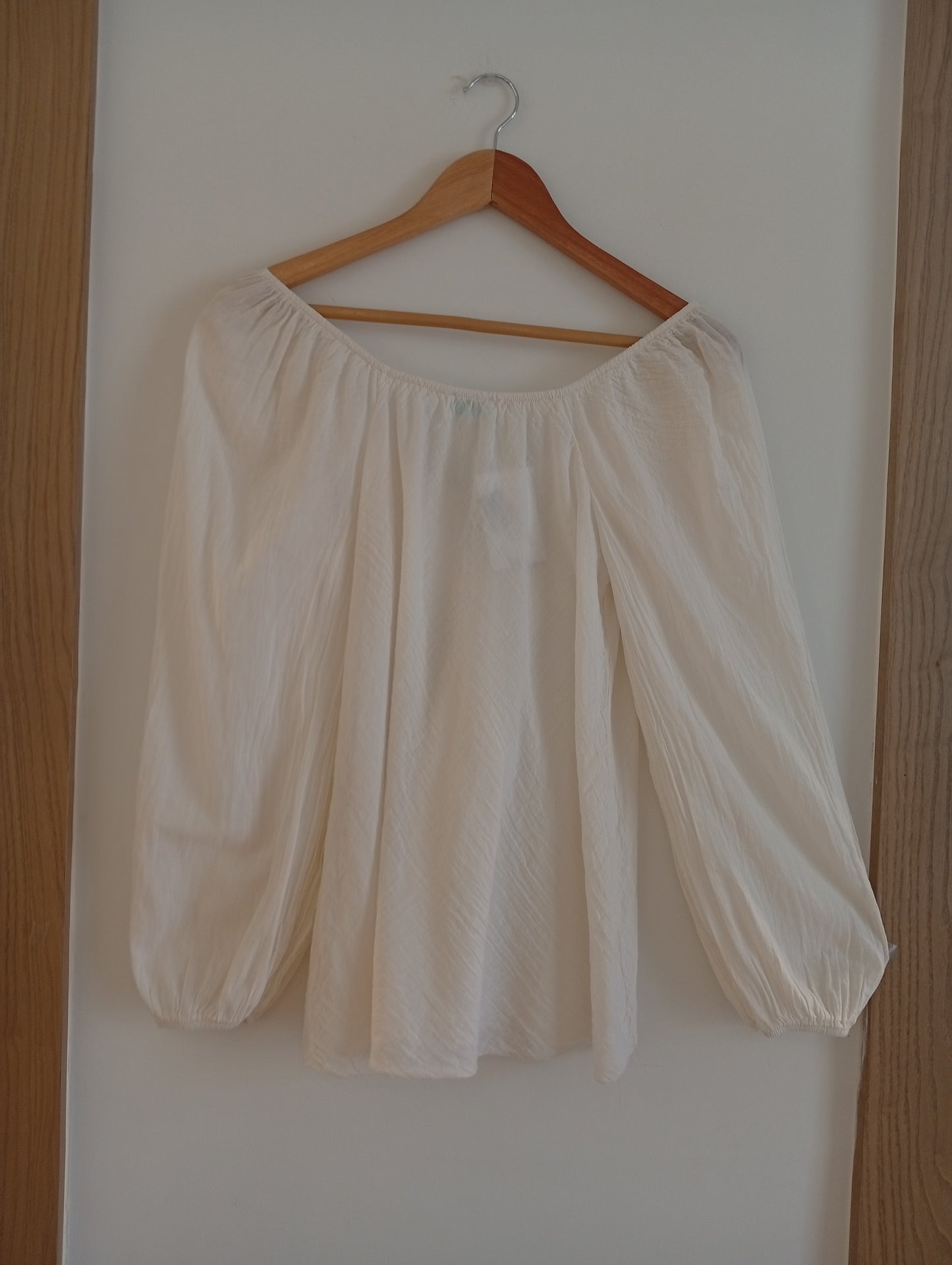 Blusa Brisa de Otoño color blanco roto