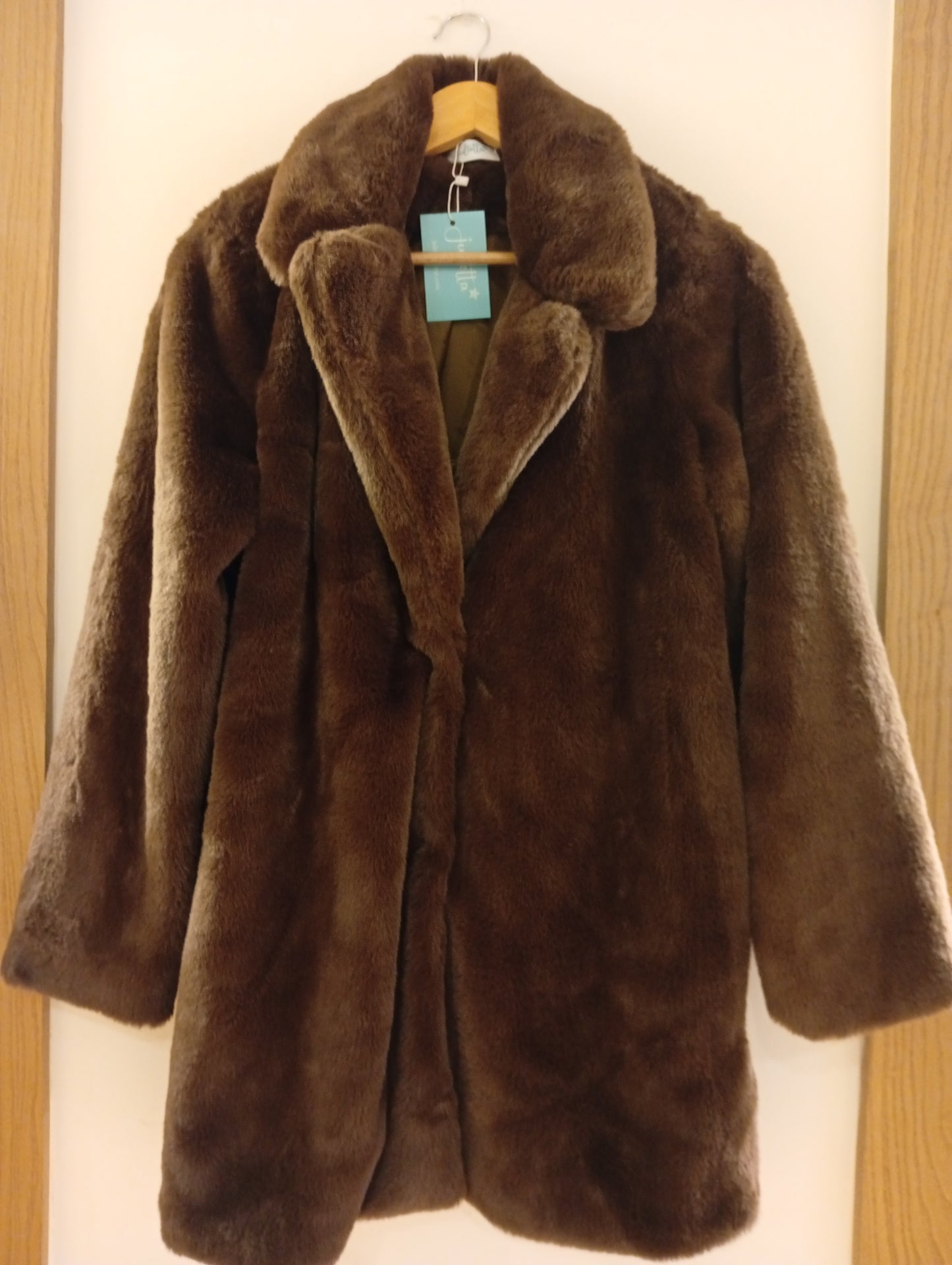 ABRIGO FUR MARRÓN
