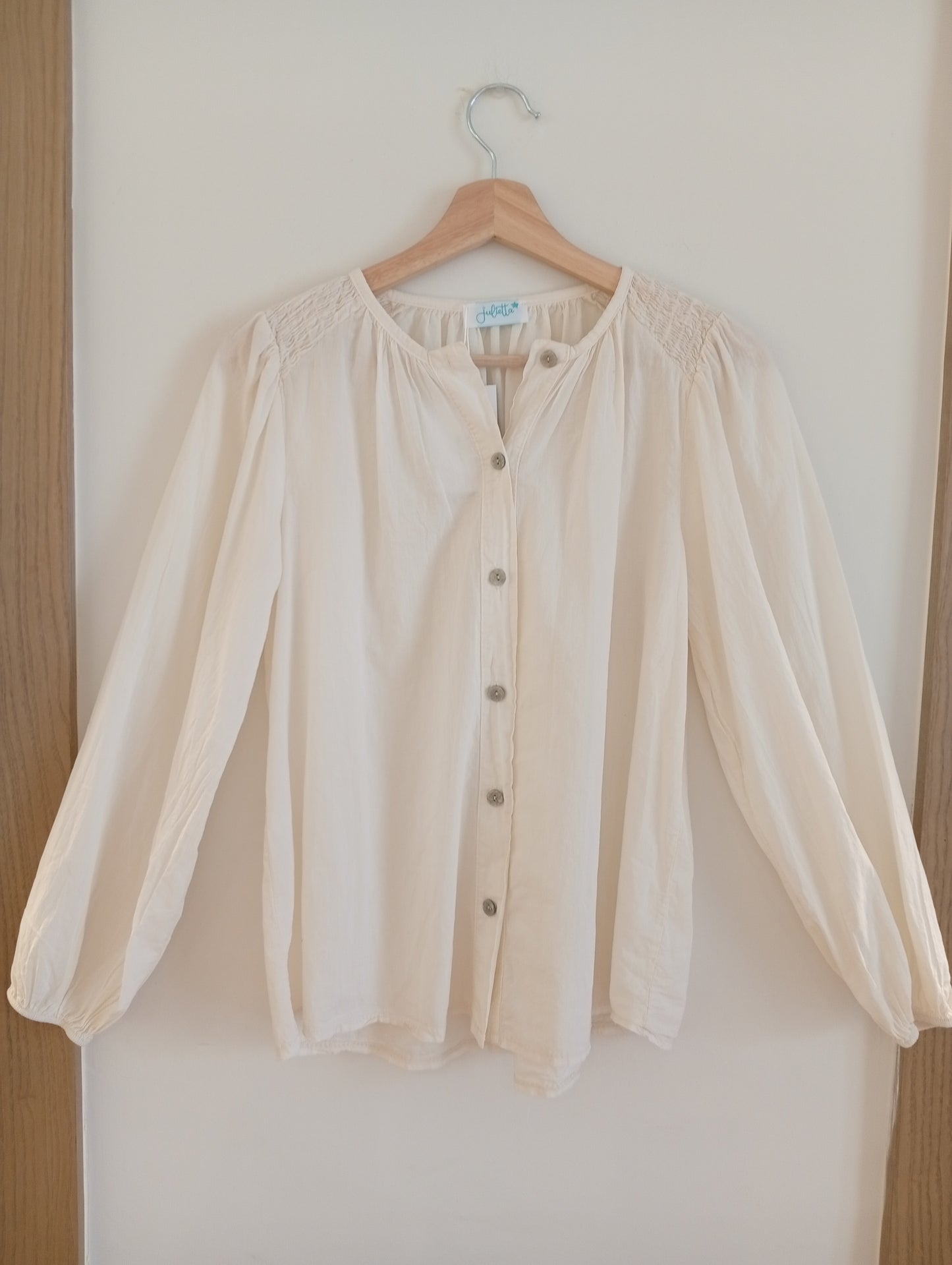 Blusa Acorn beige