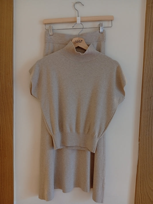 Conjunto Walnut  color piedra