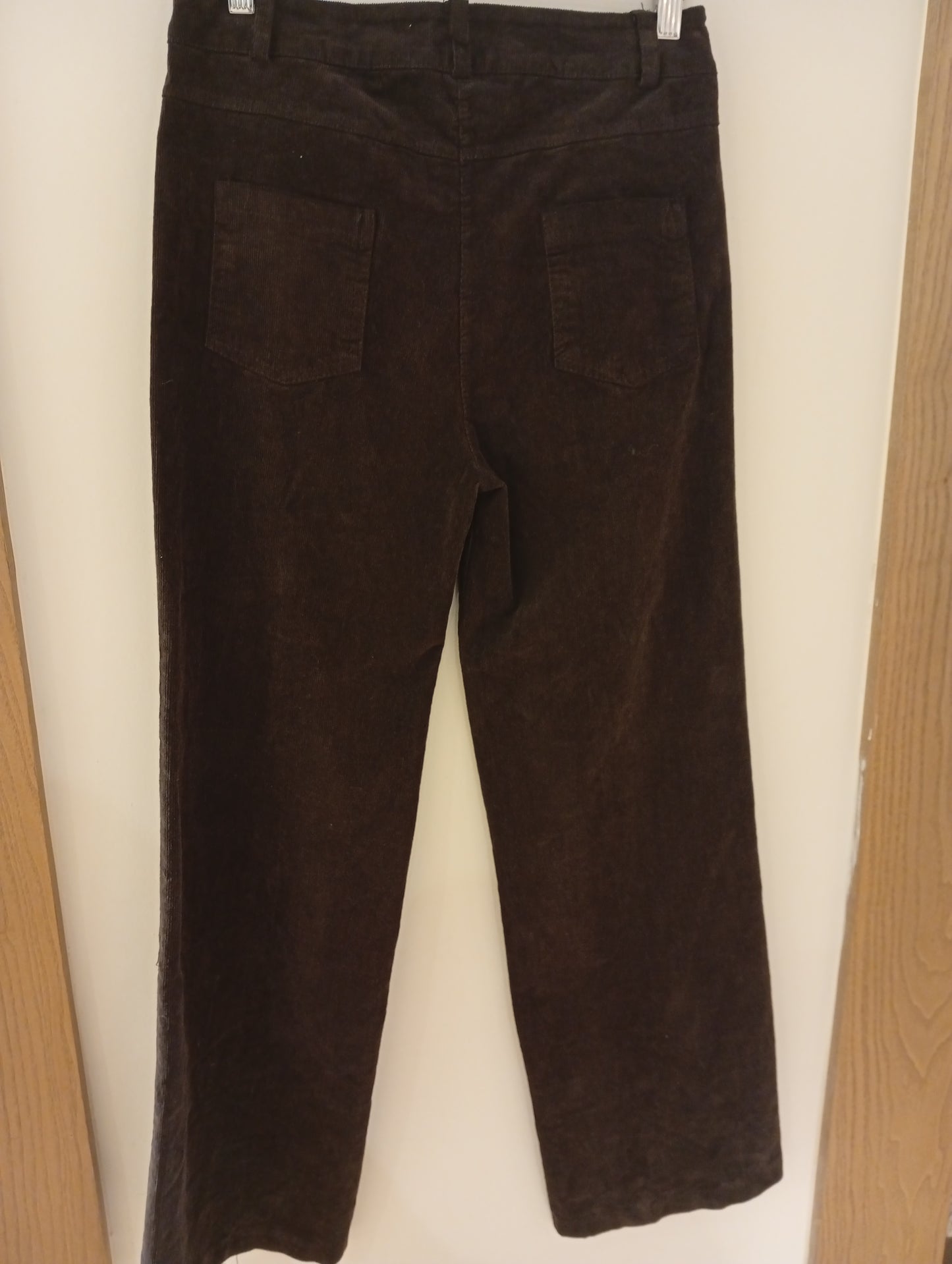 PANTALÓN PANA NEREA marrón chocolate